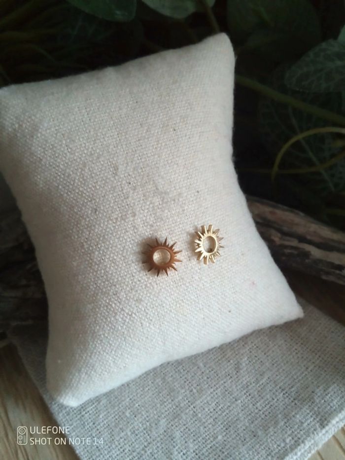 Boucles d'oreilles bohèmes soleil d'acier