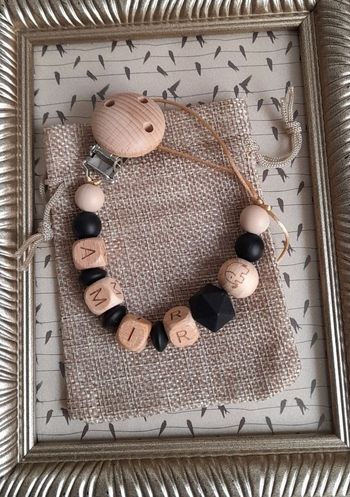 Attache tétine personnalisé