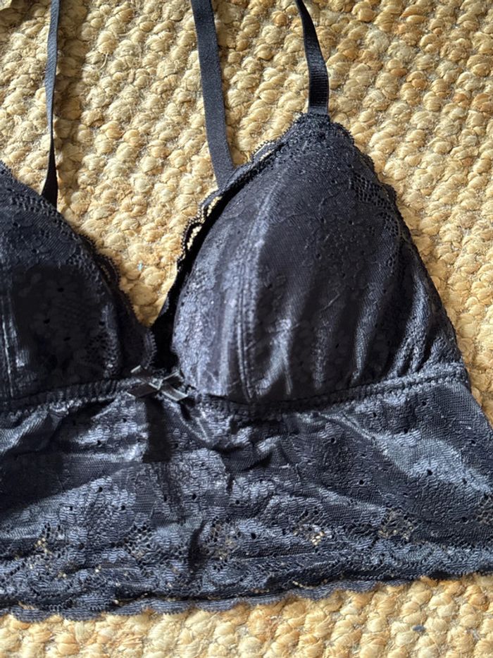 Soutien gorge - photo numéro 3