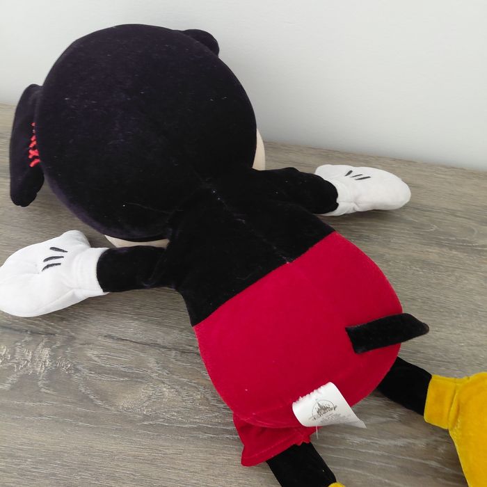 Disney  - peluche Mickey 60 cm - photo numéro 4