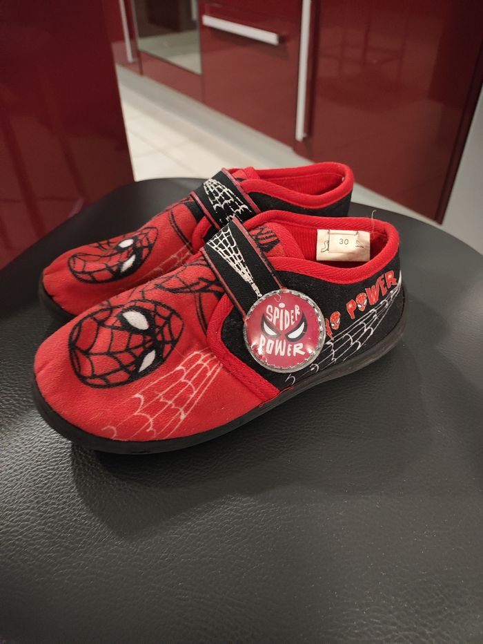 Chaussons Spider-Man pour enfant garçon – Taille 30