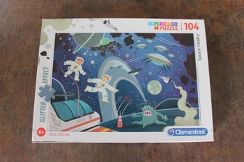 Puzzle Space Oddity Clementoni 104 pièces dès 6 ans