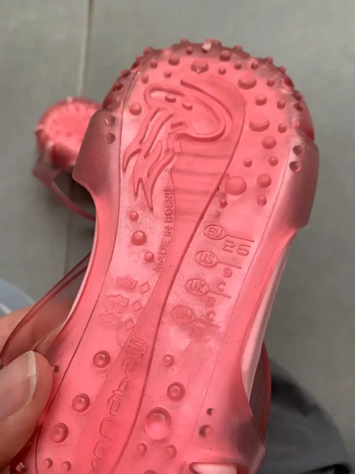 Chaussures piscine pointure 26 - photo numéro 3