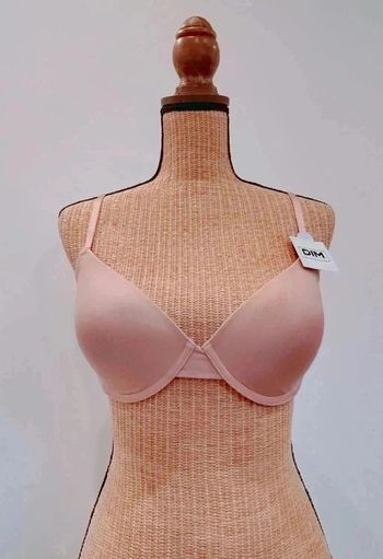 30 € Soutien-gorge Dim confort 90D beige Neuf