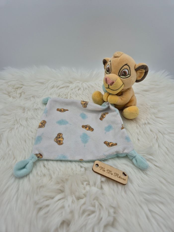 Doudou mouchoir Simba Le Roi Lion Disney feuille tête vert menthe/mint/vert d'eau