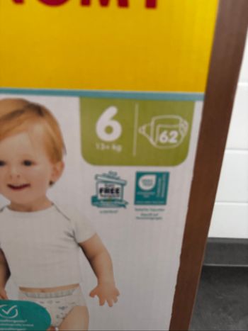 Lot De 2 Maxi-Pack De 62 Couches Pampers Harmonie.