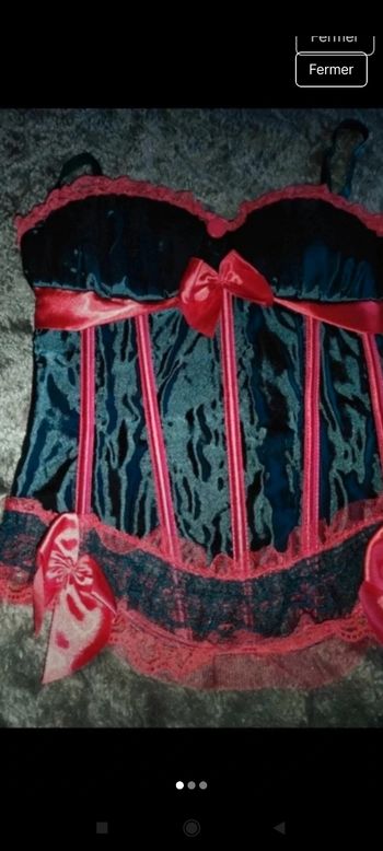 Très beau Corset femme L4