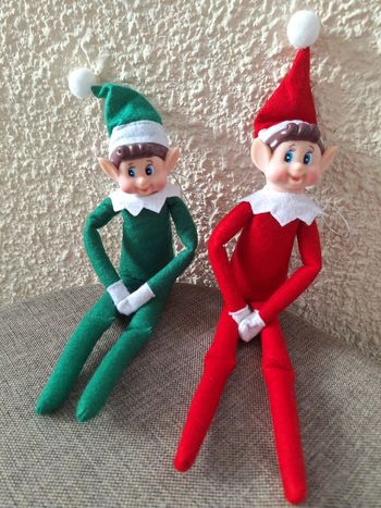 2 lutins farceur a suspendre