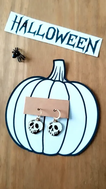 💀 Boucles d’Oreilles Halloween Crânes Empoisonnés