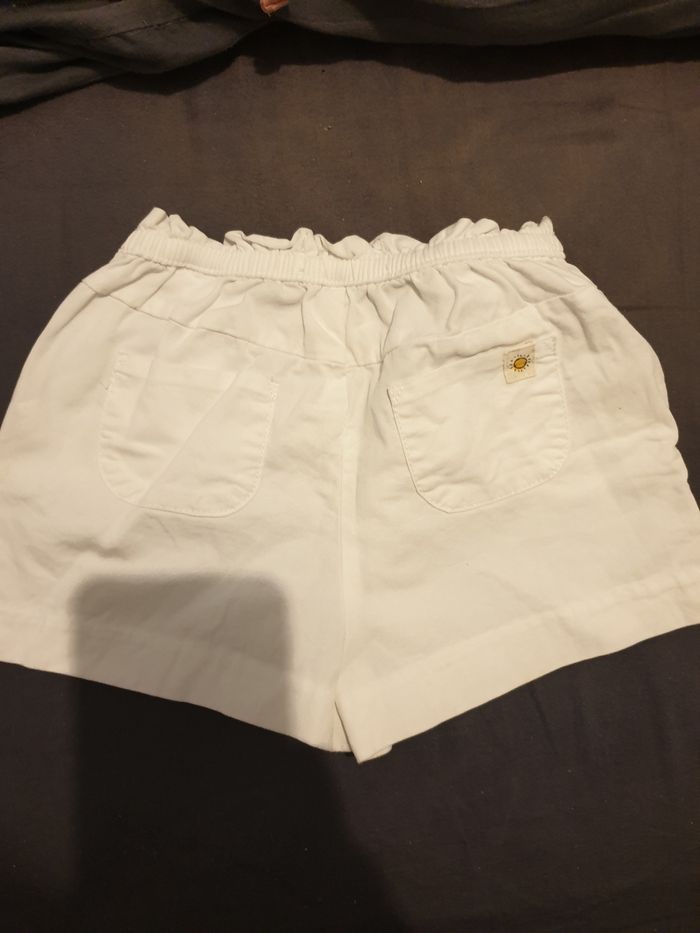 Short 6-9 mois - photo numéro 3