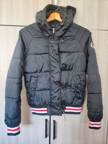 Doudoune noir capuche sport t S Jennyfer