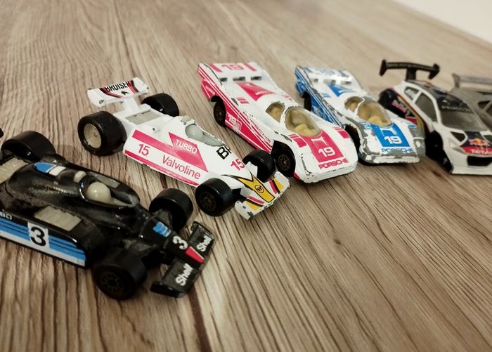 Lot de 9 voitures miniatures metal - photo numéro 9