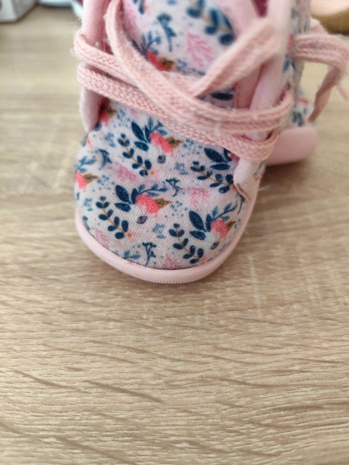 Chaussons motif fleur - photo numéro 2