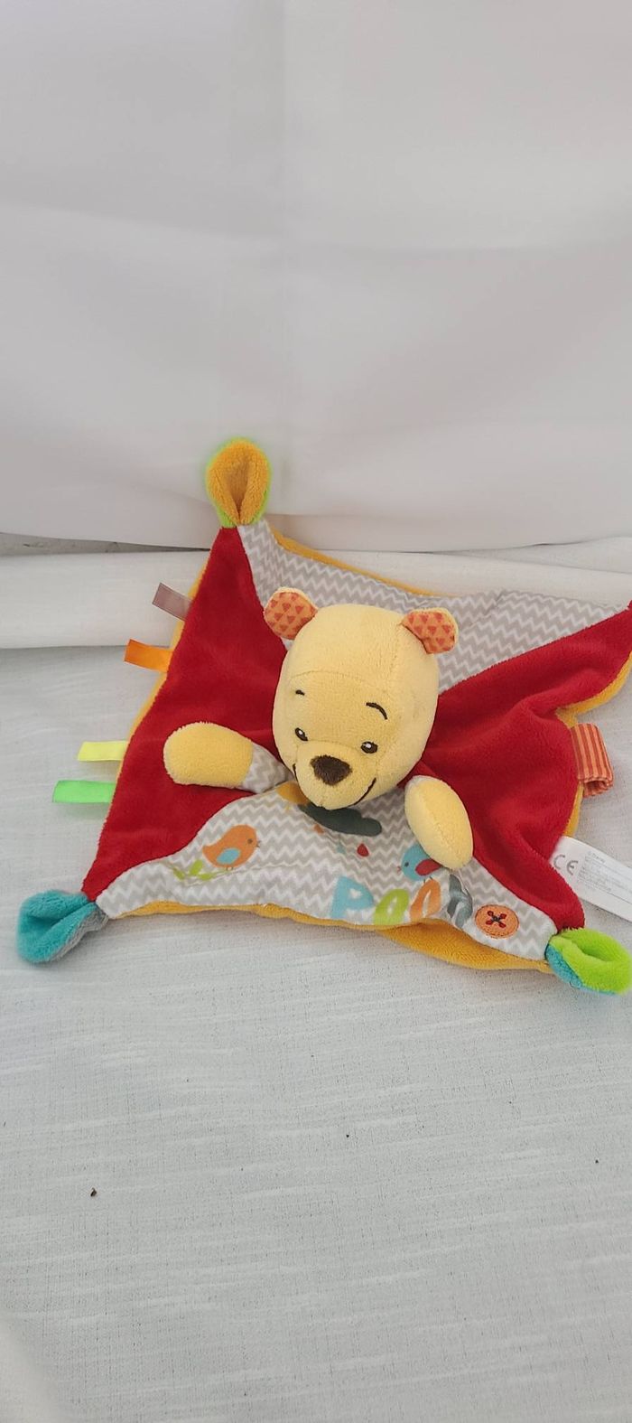 Doudou plat Winnie Pooh rouge orange oiseau attache tétine DISNEY - photo numéro 3