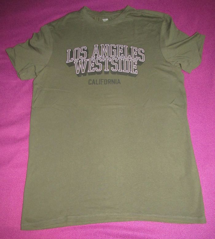 tshirt kaki taille M KIABI