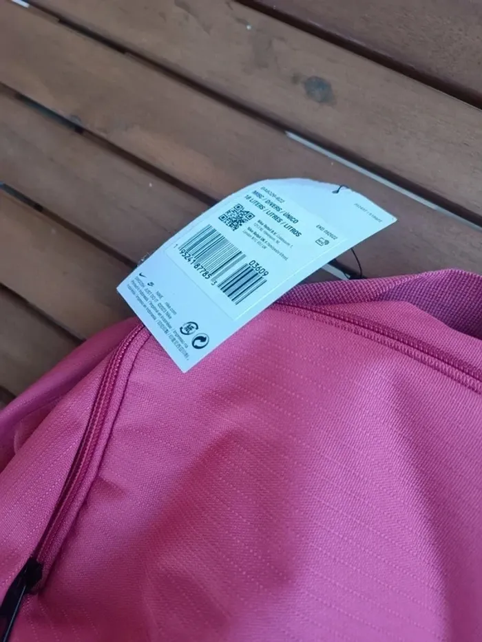Sac a dos Nike rose 18L - photo numéro 2
