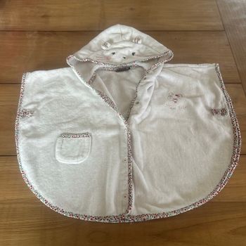 Cape de bain bébé