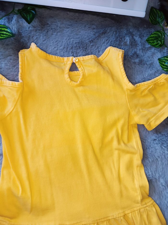 Robe jaune épaules nues 4 ans - photo numéro 6