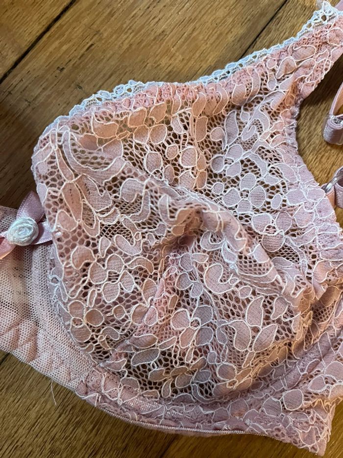 Soutien gorge 85B - photo numéro 2