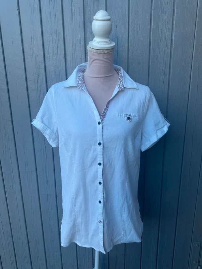 Chemise manches courtes été blanche col fleurie colorée Gémo 48/4XL
