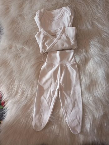 Body et legging 3 mois