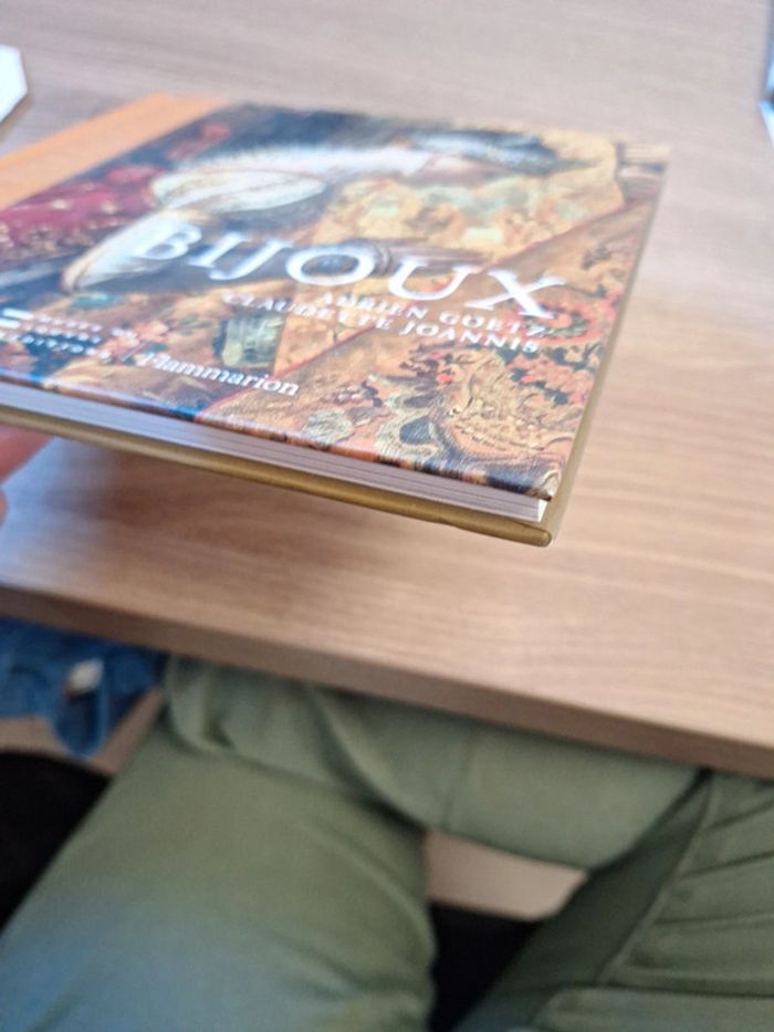 Bijoux livre - photo numéro 4