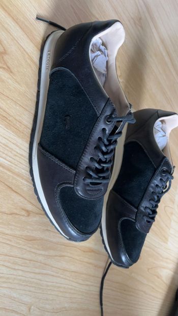 Basket Lacoste noire - Taille 40 - neuve jamais portée