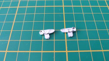 Lot support phare pièce détachée miniature Maisto Ferrari 550 Maranello 1/24 #B74