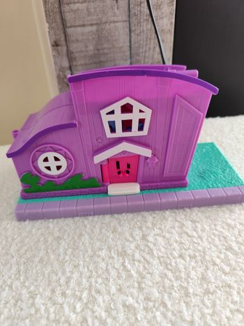 Polly pocket maison