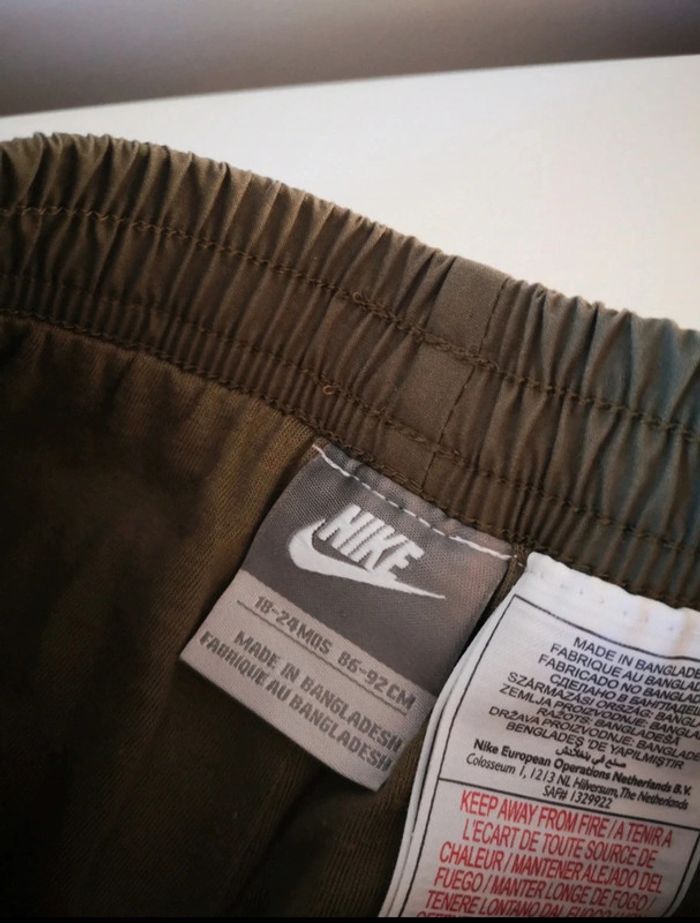 Lot jogging Nike 18M - photo numéro 5