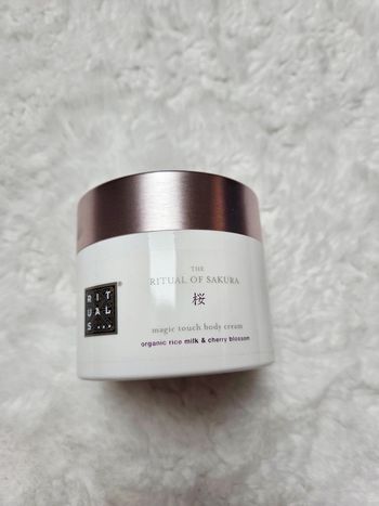 Crème pour le corps rituals