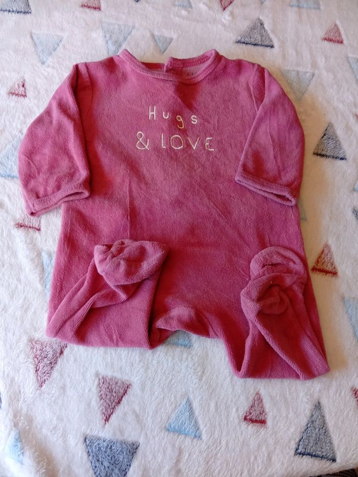 Pyjama hugs & love - photo numéro 2