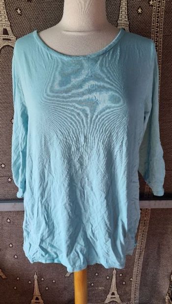 Blouse bleu clair taille 50-52