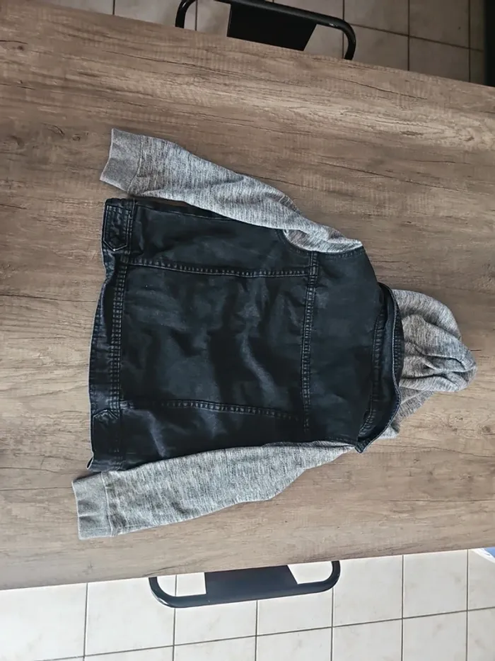Veste en jean pour garçon taille 10 ans marque kiabi - photo numéro 4