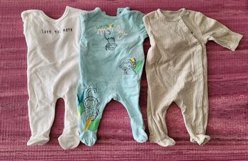Lot 3 pyjamas 3M