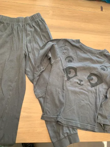 Pyjama kiabi taille 6 ans