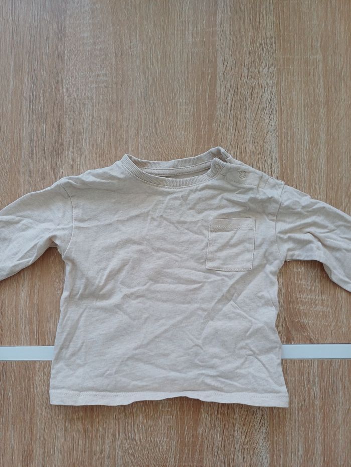 Tee-shirt bébé 6 mois - photo numéro 1