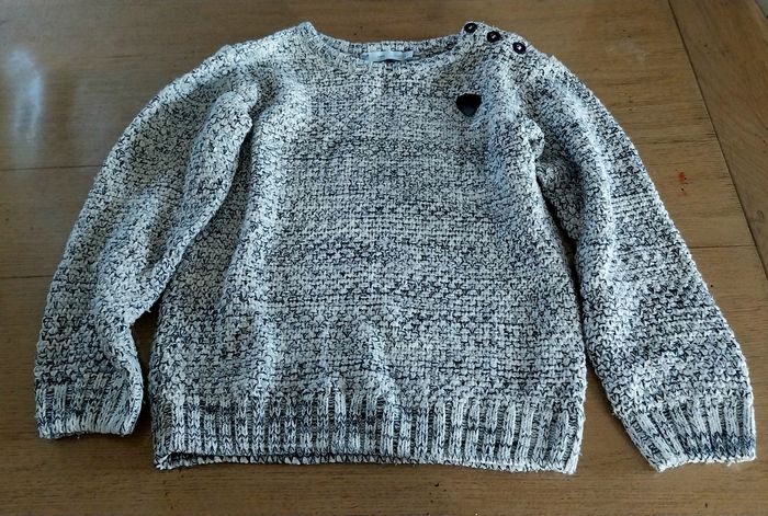 Lot de 4 pulls ml garçon 8ans en très bon état - photo numéro 2