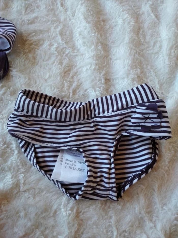 Maillot de bain 2 pièces Fille 2 ans rayures Fleurs Vertbaudet - photo numéro 9