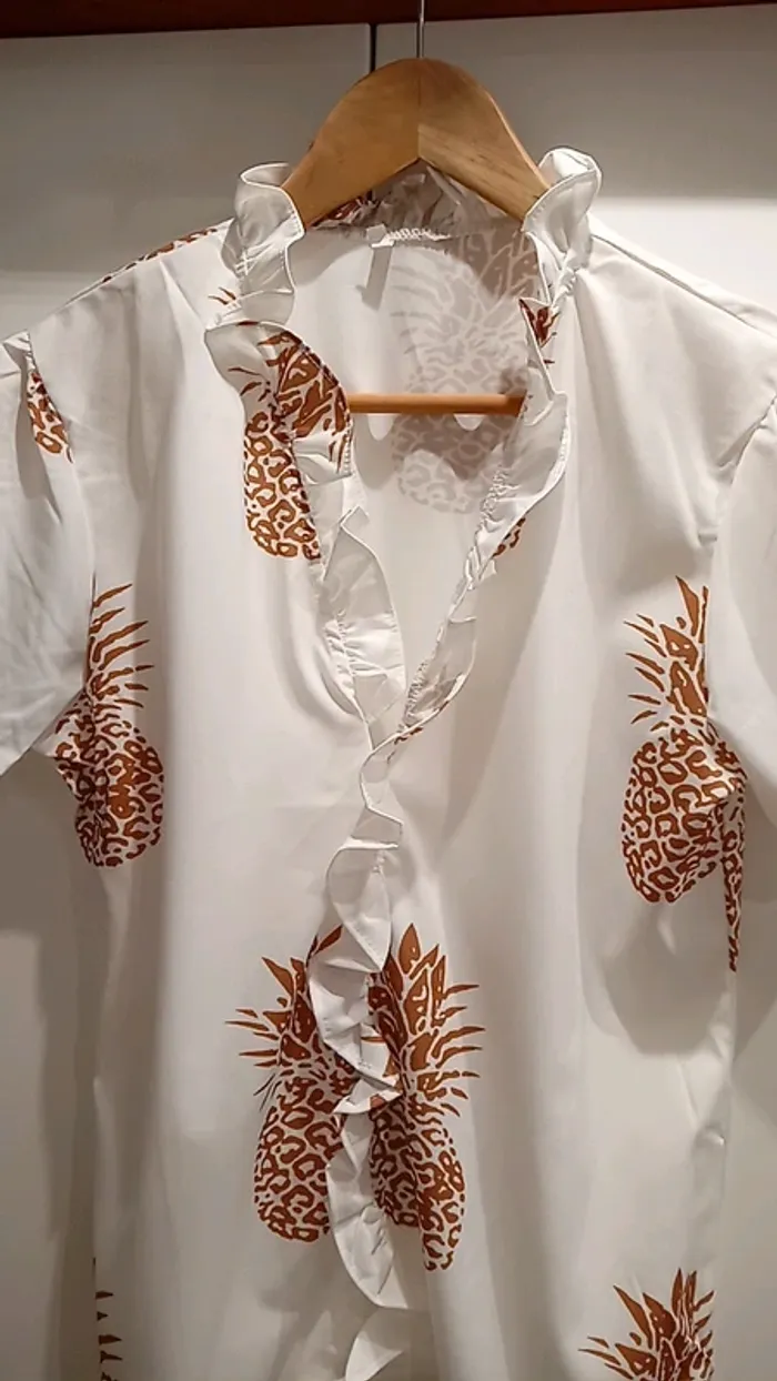 Top blanc ananas à volants - photo numéro 2