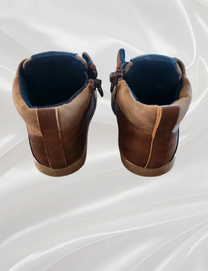 Bottines garçon pointure 22 - photo numéro 2