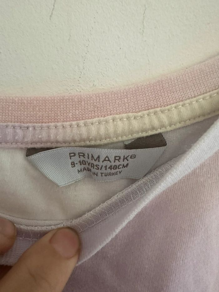 T-shirt court Primark, taille 10 ans - photo numéro 2