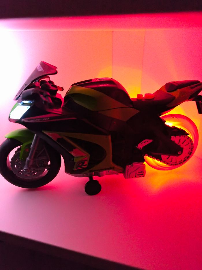 Moto Kawasaki Toy State - photo numéro 10