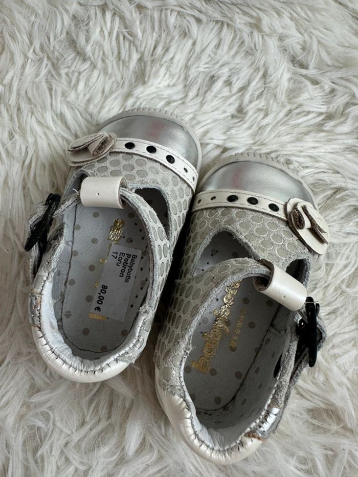 Paire de sandales Babybotte taille 17 - photo numéro 5