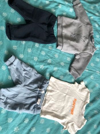 Lot ensemble bébé garçon 1 mois