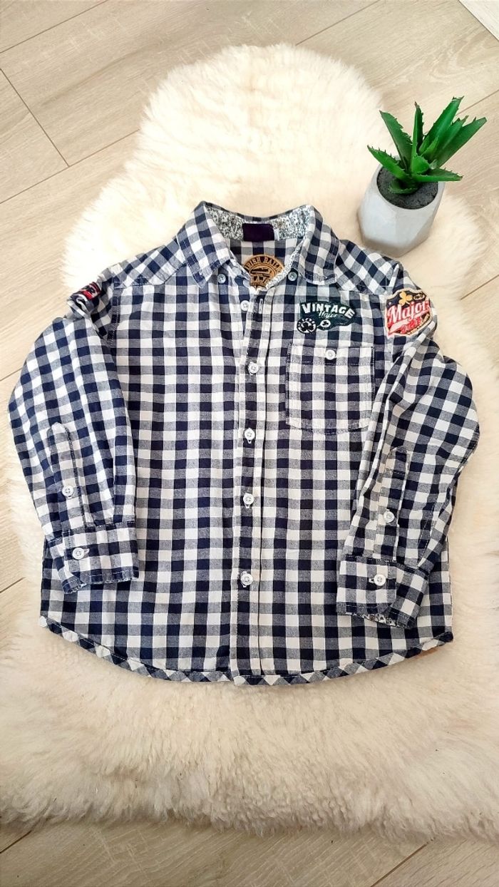 Belle chemise à carreaux