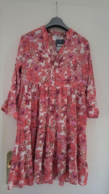 Superbe robe neuve