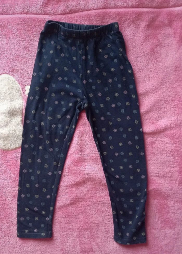 Ensemble Vertbaudet taille 4 ans en très bon état - photo numéro 5