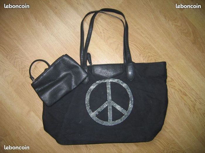 Sac a main noir + porte-monnaie en synthétique