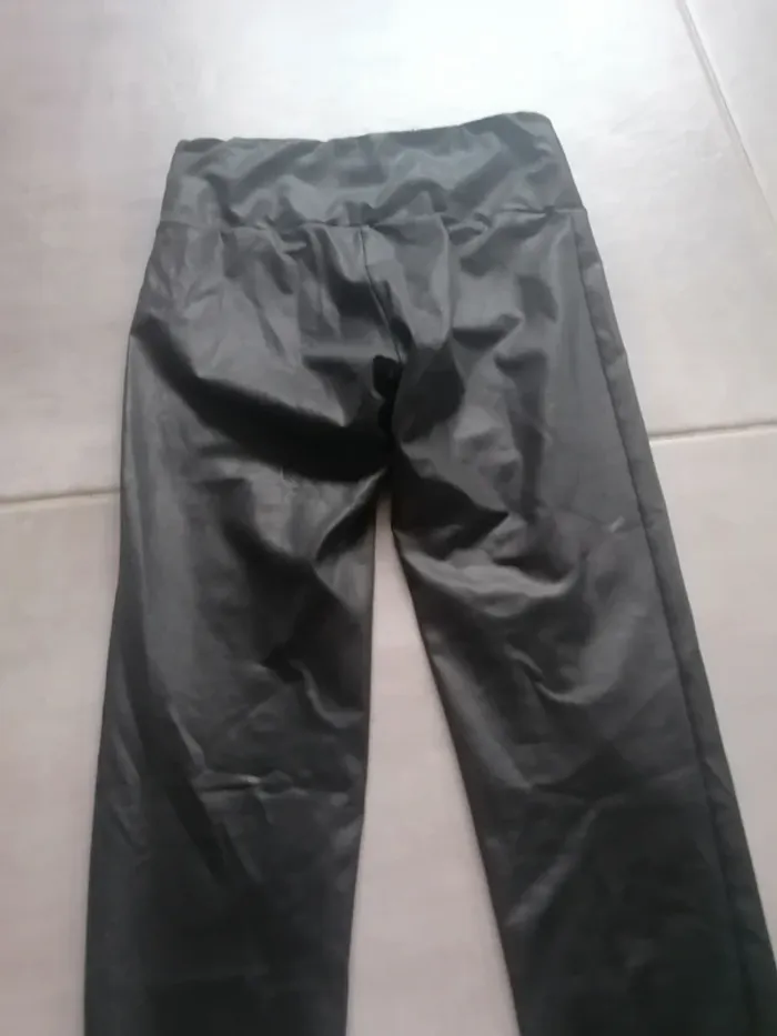 Leggings ciré calzedonia taille12ans #12ans_krocaro - photo numéro 5